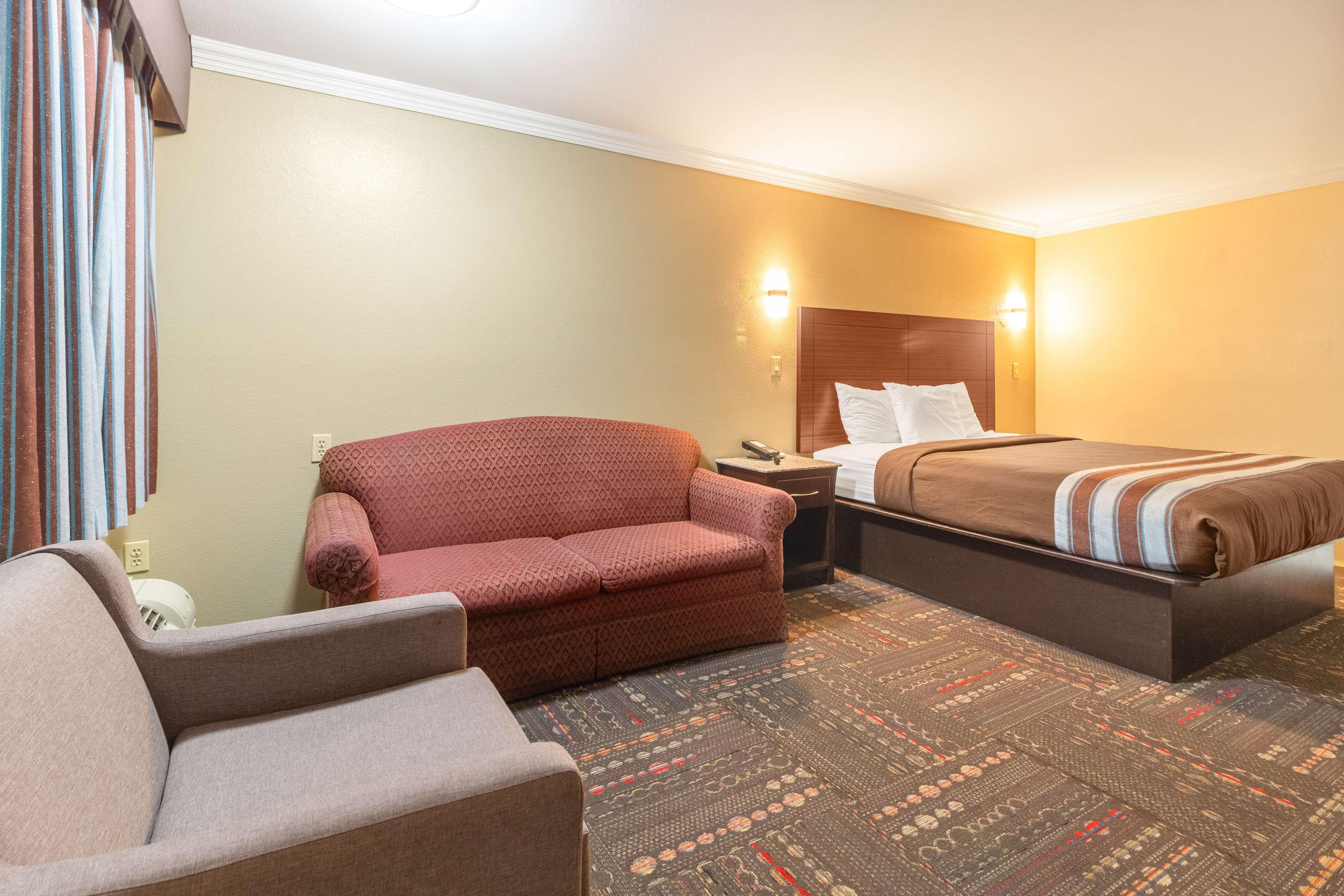 Hotel Dan Inn Uberaba & Convencoes By Nacional Inn Exterior foto